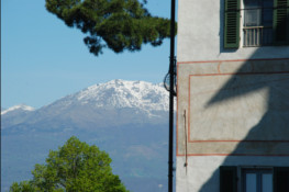 Le montagne viste dal Castello del Masino (Foto di L. Guazzo)