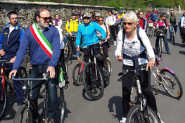 I partecipanti alla biciclettata